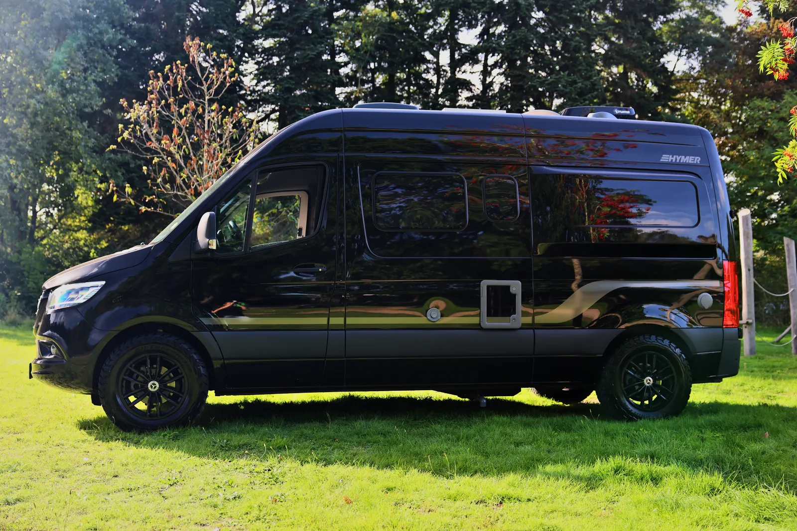 Hymer Free 600S camperbus, zijaanzicht