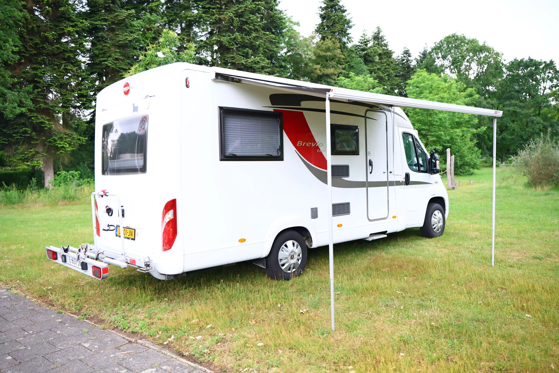 Bürstner camper bij AVM Auto Verkoop Makelaar